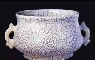 宋哥窑鱼耳炉市场价值与收藏鉴定服务指南